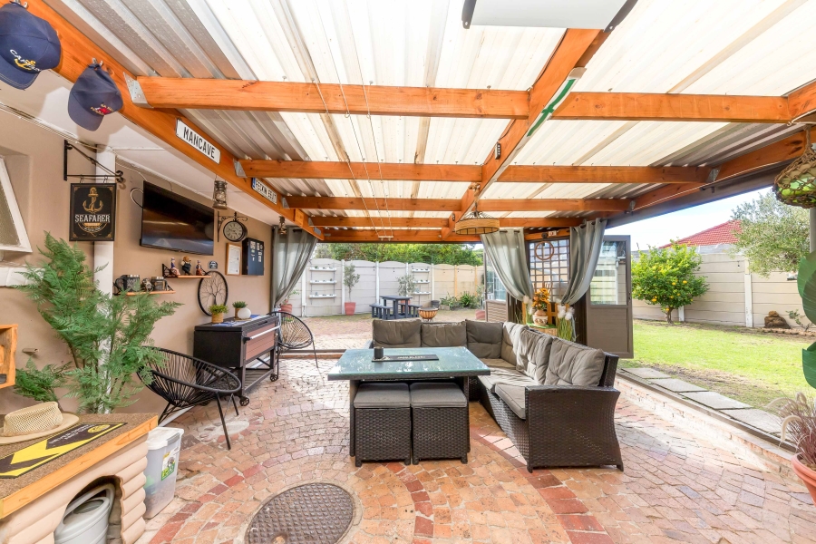 3 Bedroom Property for Sale in Ferness Estate Western Cape